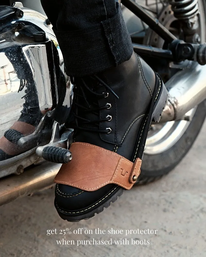 boots moc-toe black