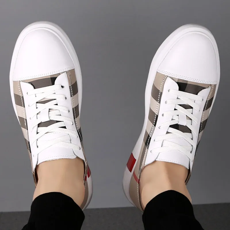 Casual Solid Pattern Breathable Lace-Up Sneakers