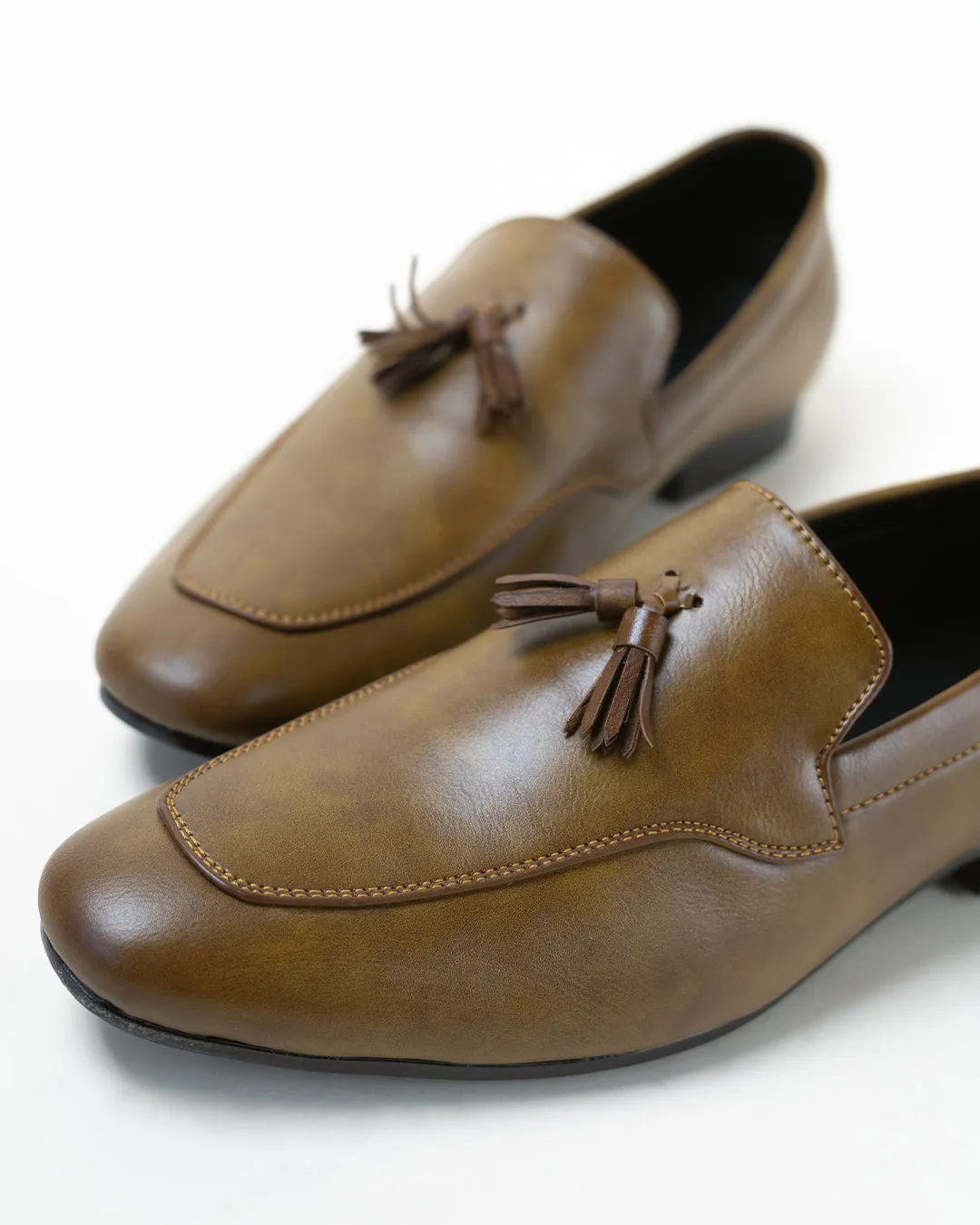 Classic Cognac Men’s Loafer