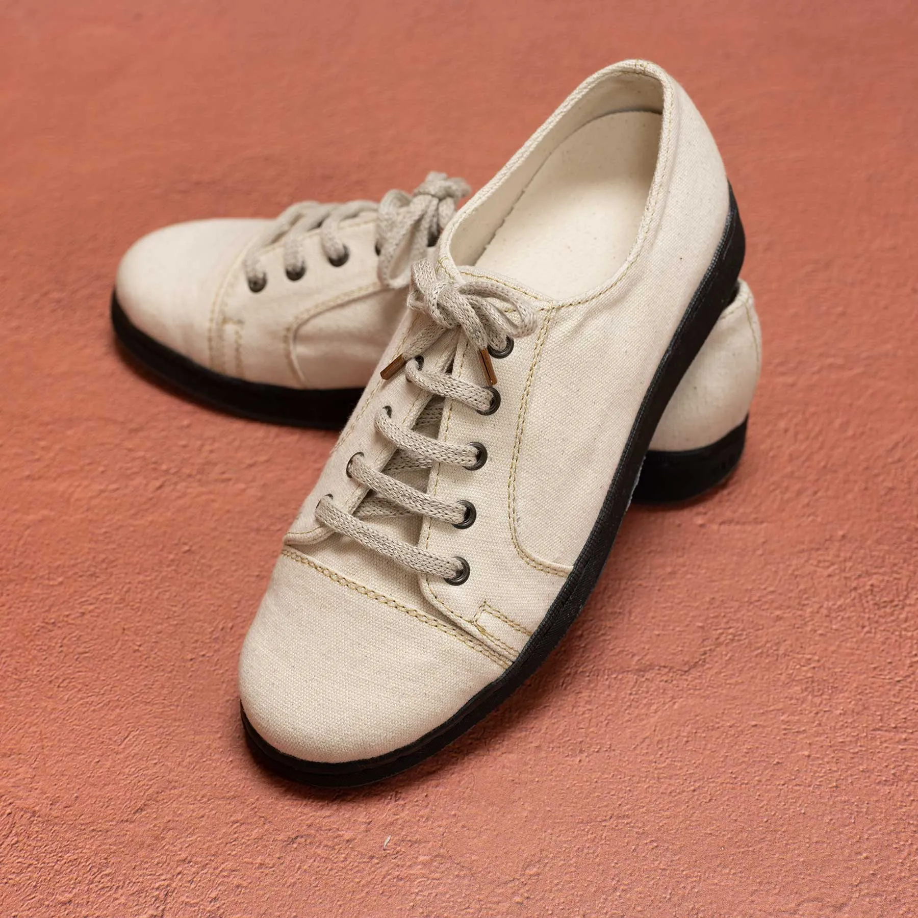 DUSSELDORF Organic Cotton Sneakers Unisex (Unisex Women's & Men's Sizes)