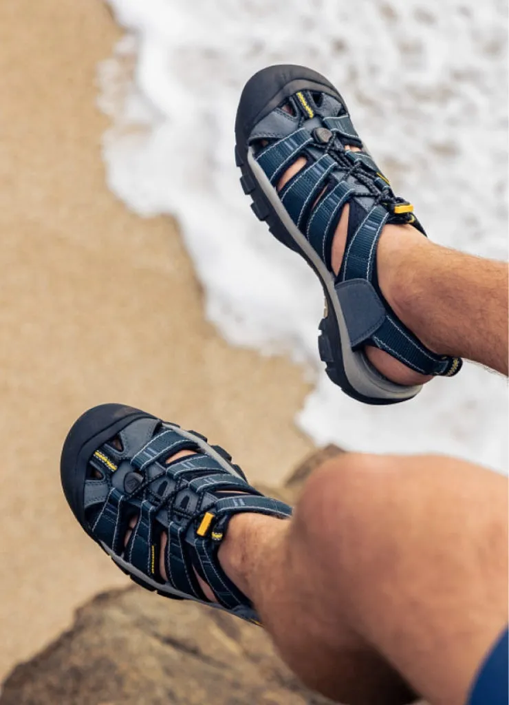 Keen Men's Newport H2 Martini Olive/Prism Sandals