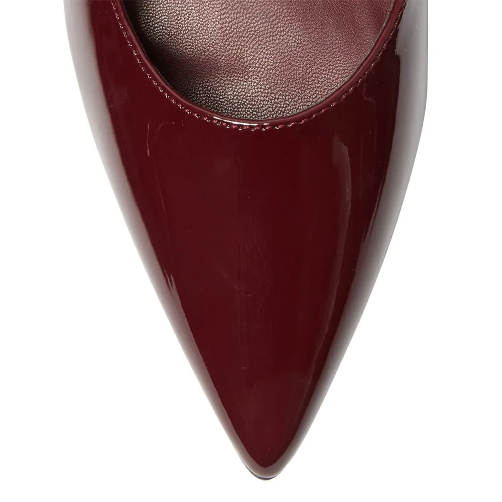 Kiara Flat in Cherry Patent