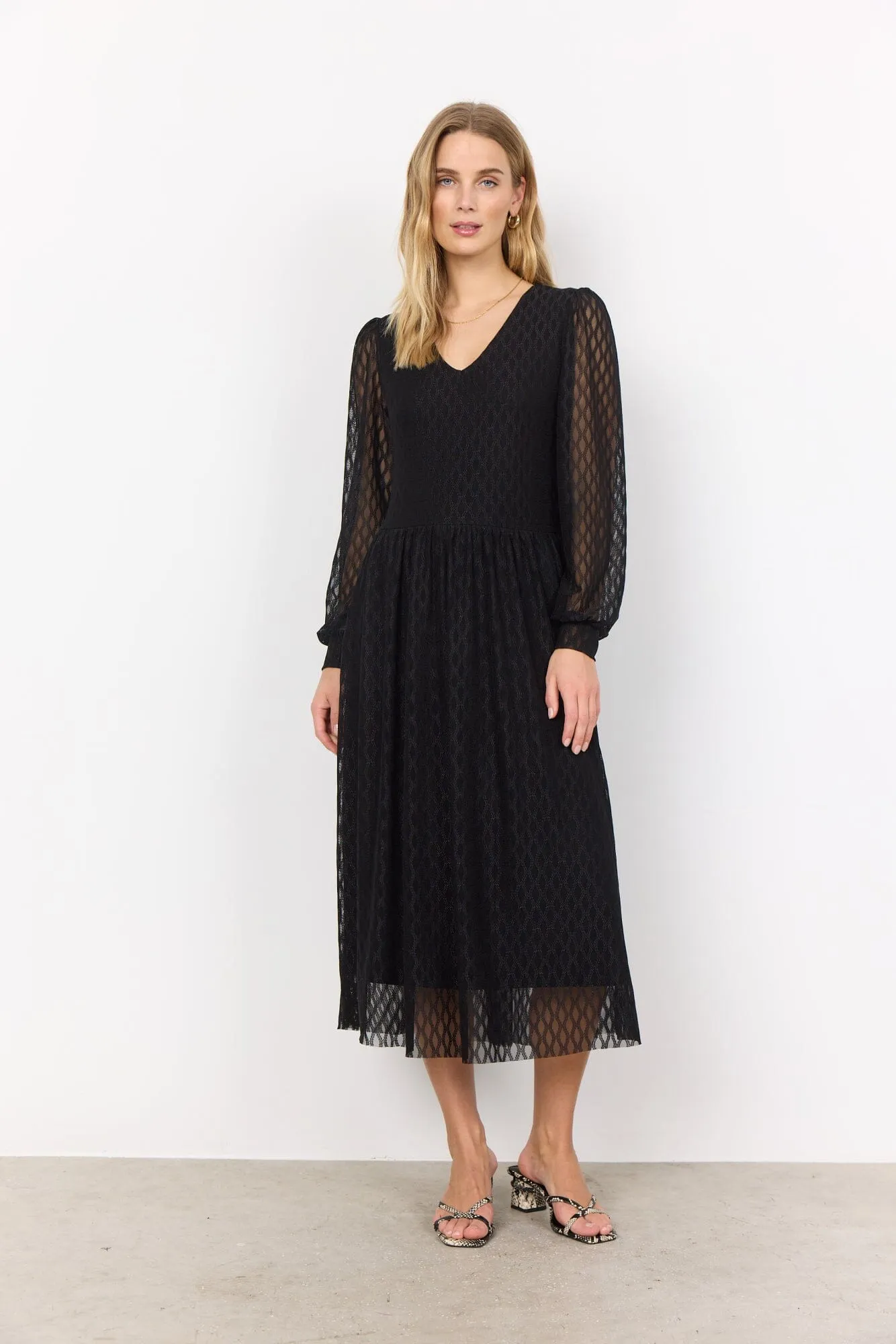 Nidine Dress in Black