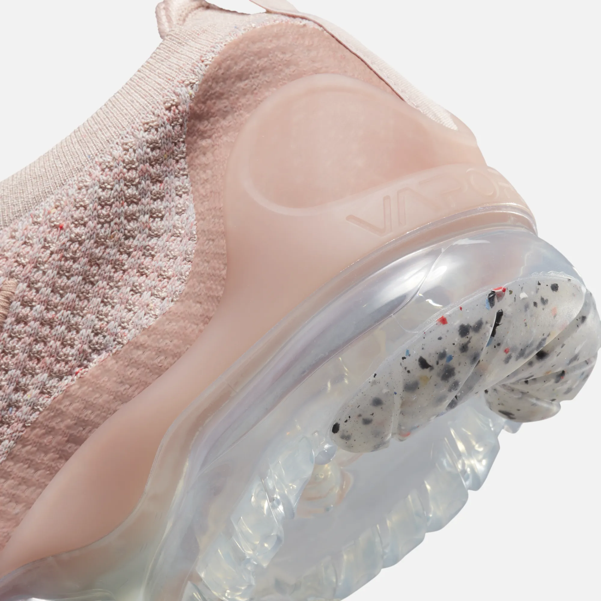 Nike Women's Air VaporMax 2021 Flyknit Pink