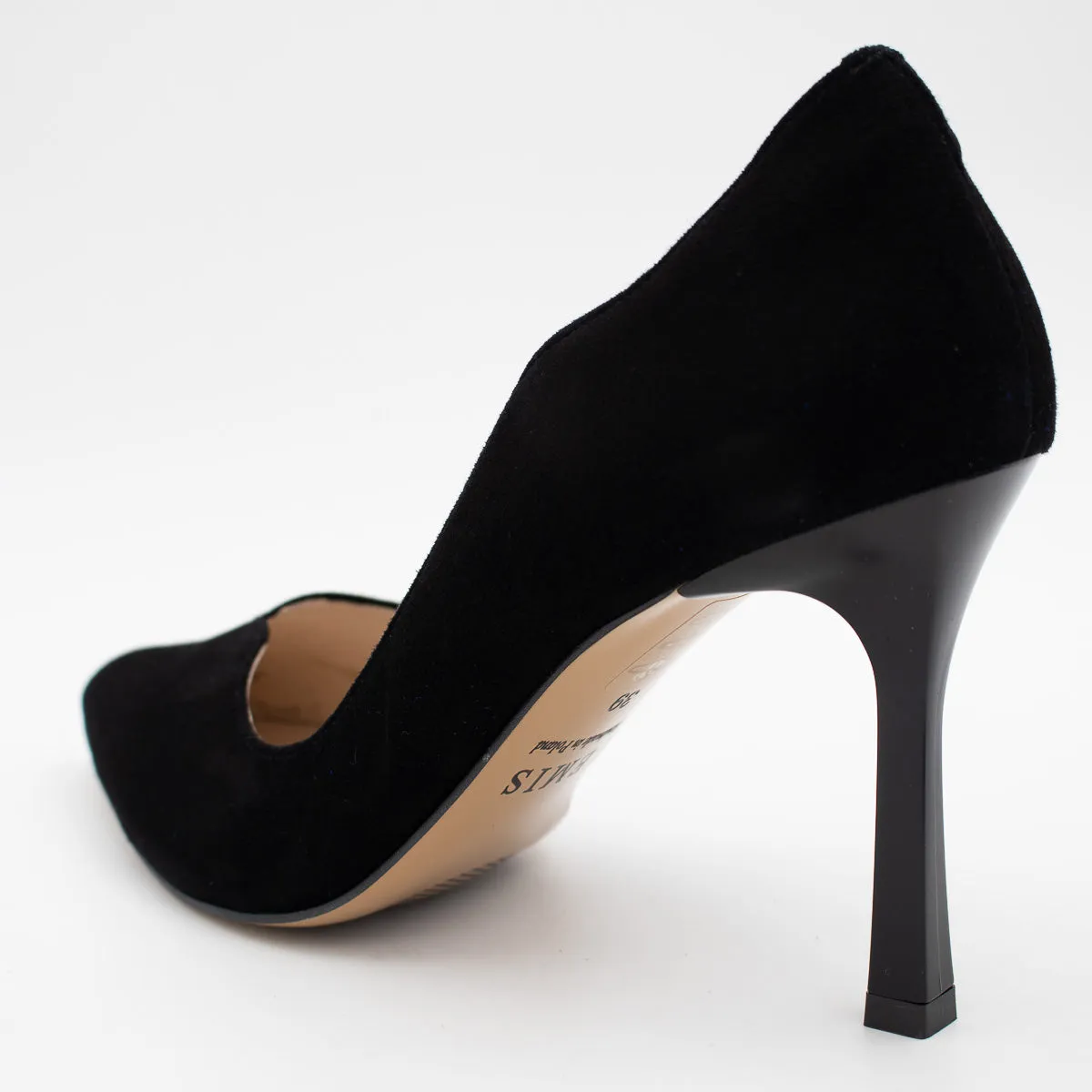 Sleek and Timeless Black High Heels for Effortless Elegance