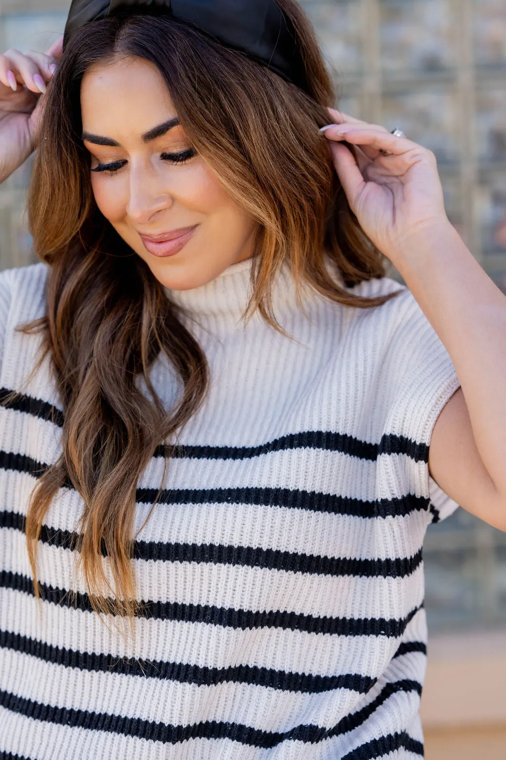 Striped Bottom Mock Neck Sleeveless Sweater