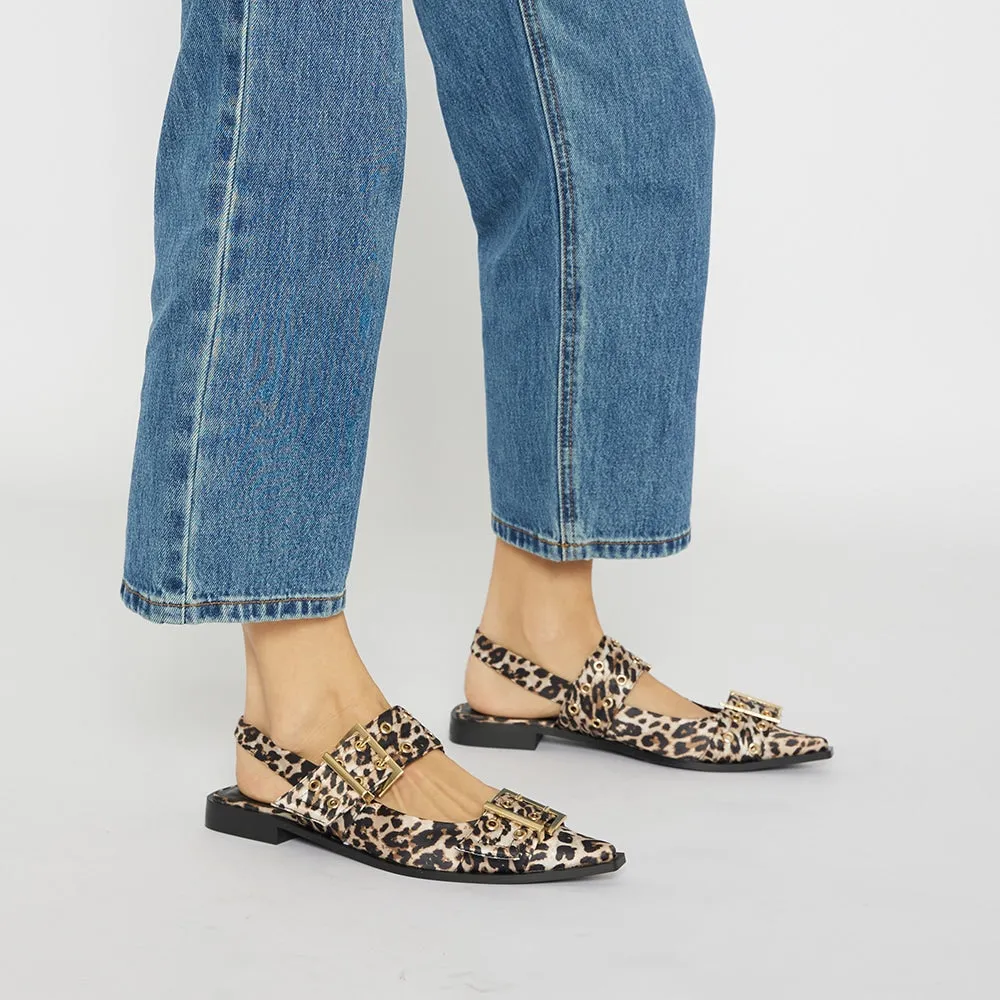 Suzie Flat in Animal Fabric