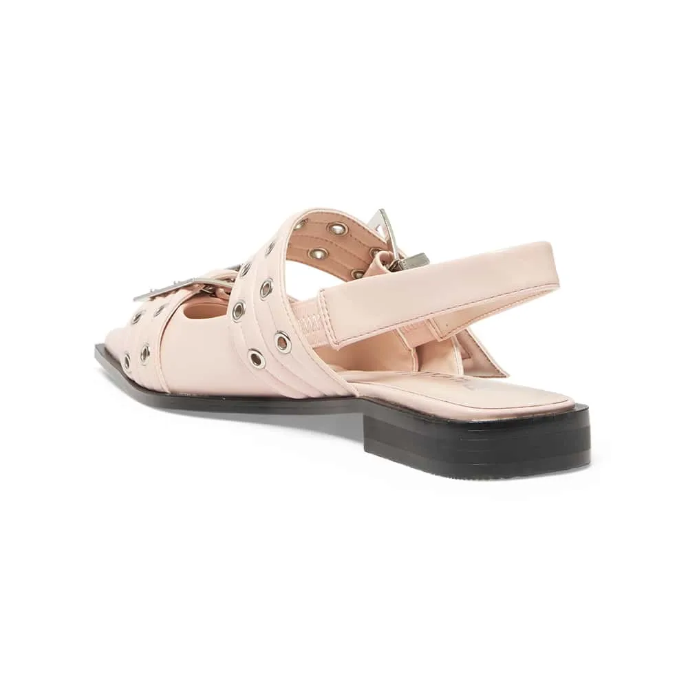 Suzie Flat in Blush Smooth