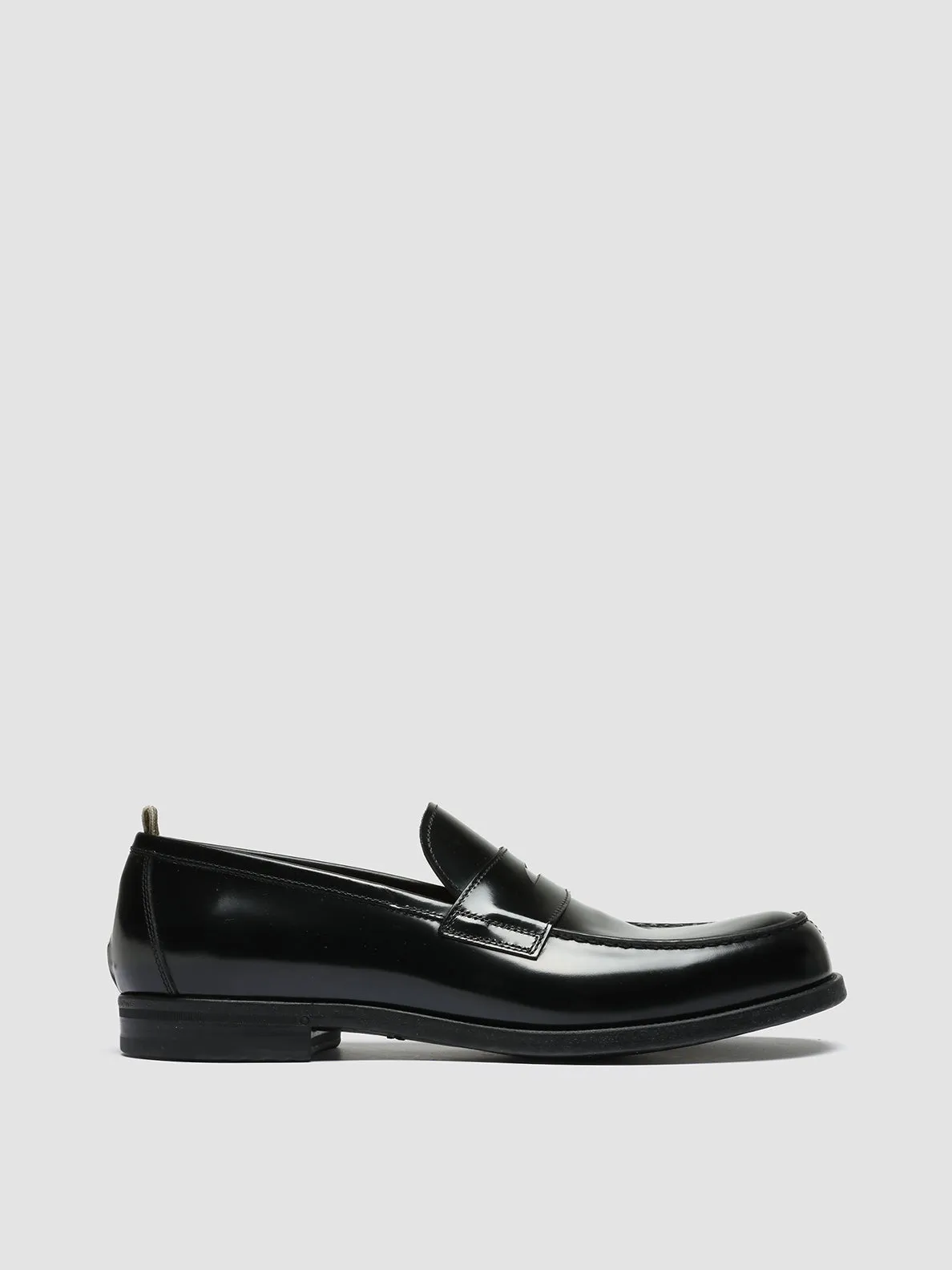 VINE 001 - Black Leather Loafers