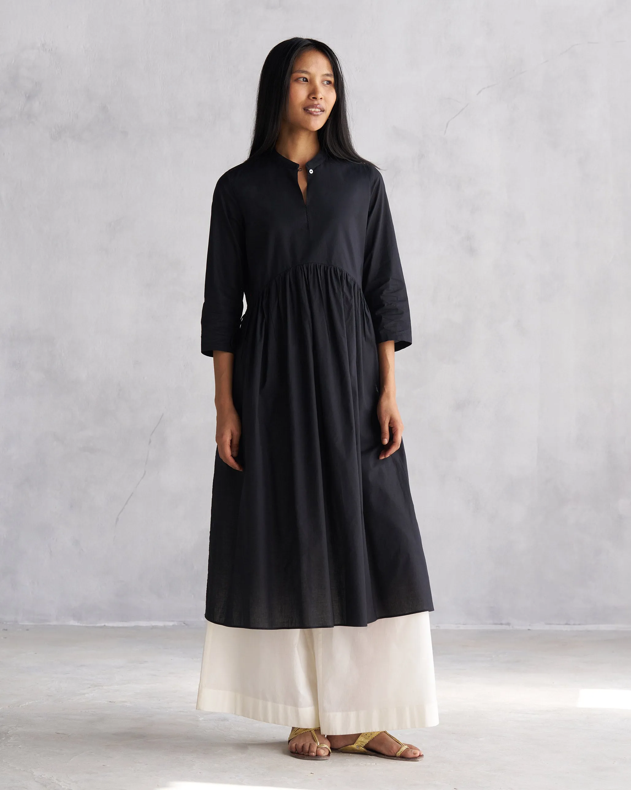 Waist Gathered Kurta - Black